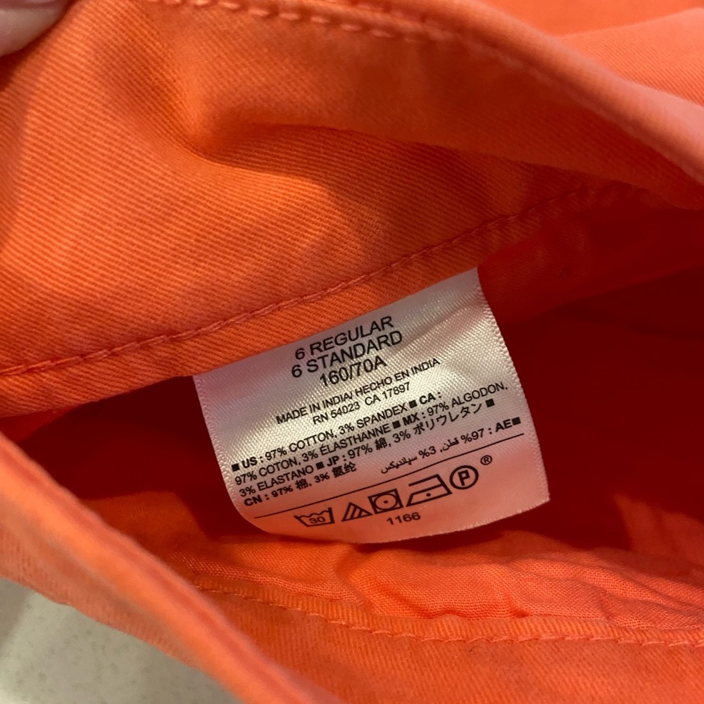 Old Navy pixie shorts - Picture 3 of 3